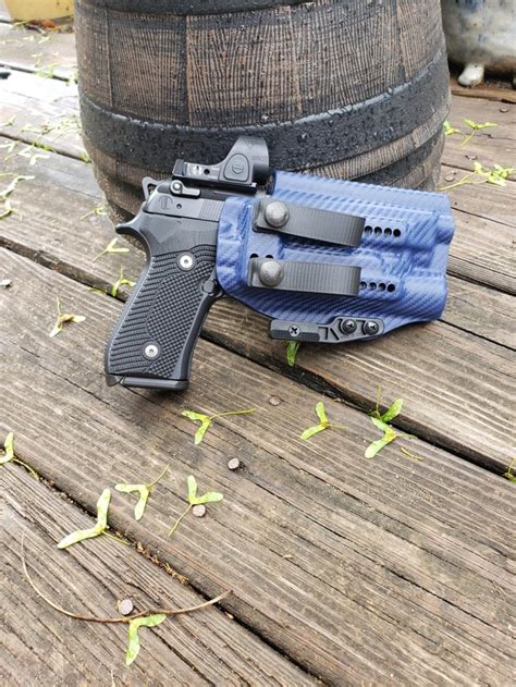 custom kydex light bearing holster